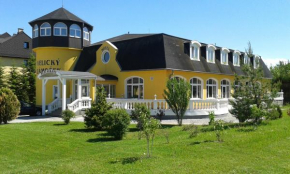 Pension Velický Zámoček